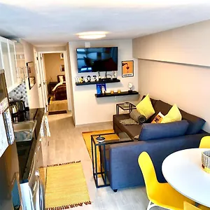 Modern Getaway Apartamento Cascaes