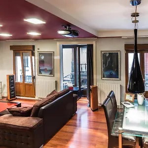  Apartamento Casa Txema Tu Casa En By Urban Hosts